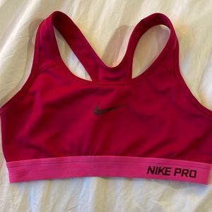 nike pro sports bra
